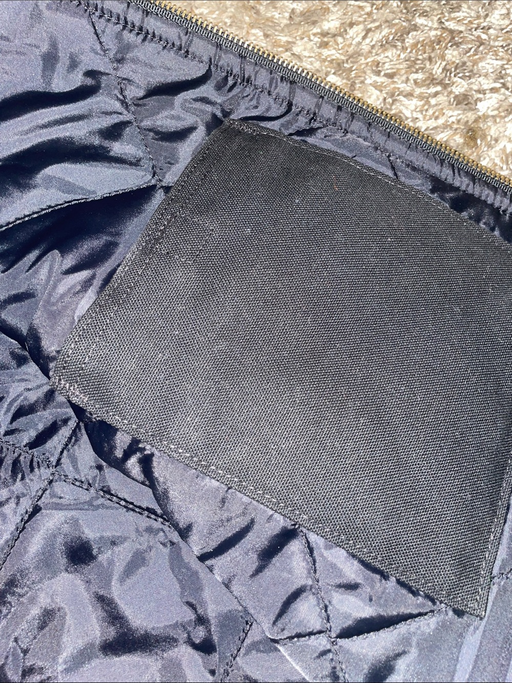 Carhartt Black Quilted-Lined Work Vest - Picture 4 of 5